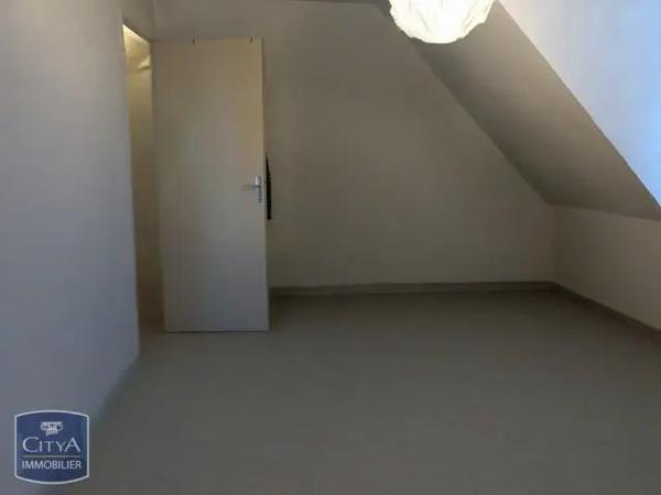 Appartement à louer 3 pièces 71.7m²