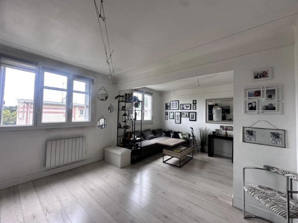 Appartement à EPINAY SUR SEINE (93800)