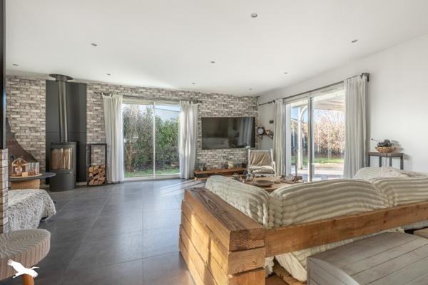 Maison à vendre |                                       Arès |                                        5 pièces  |  135 m²