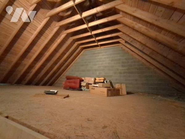 A VENDRE QUIMPER, en impasse dans le quartier du Frugy, maison de 1964 avec extension de 2008. ...