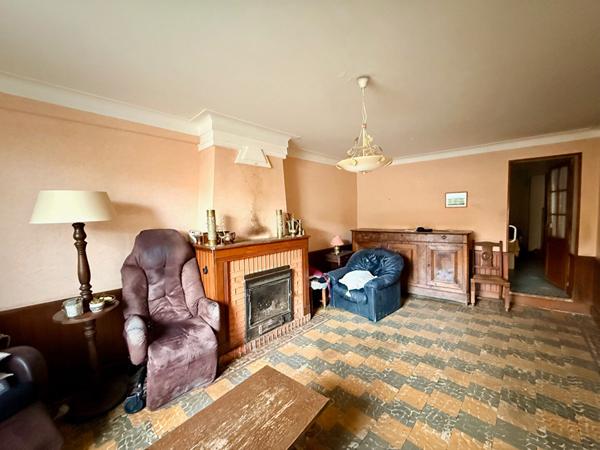 MAZERES : MAISON T3 AVEC GARAGE ET COUR EXTERIEURE