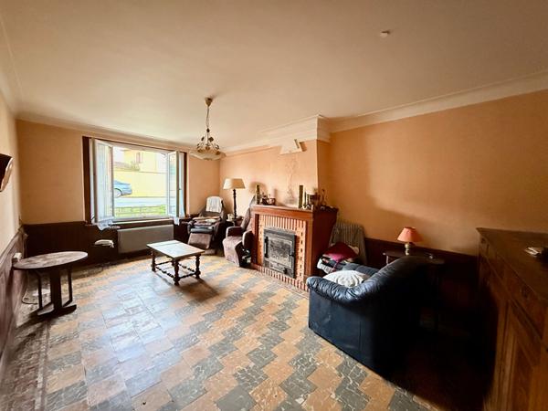 MAZERES : MAISON T3 AVEC GARAGE ET COUR EXTERIEURE