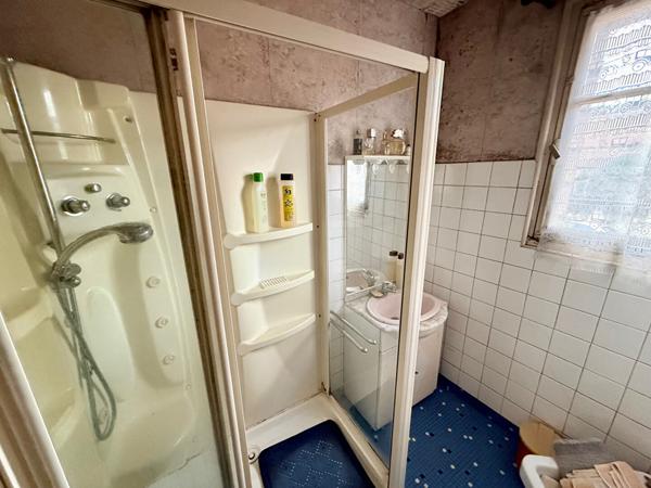 MAZERES : MAISON T3 AVEC GARAGE ET COUR EXTERIEURE