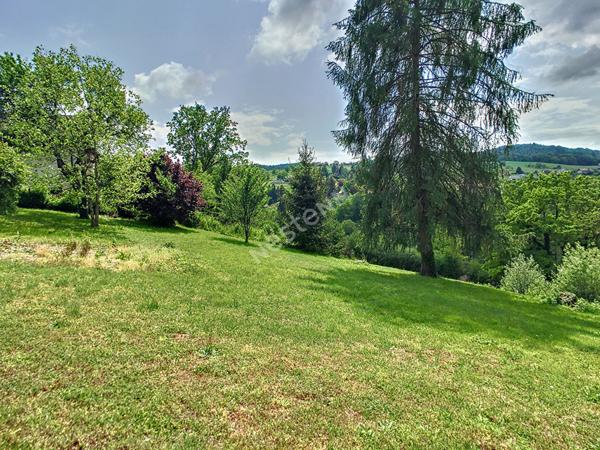 CHAVANOD _ Terrain à bâtir de 1 064 m², avec vue dégagée, à vendre