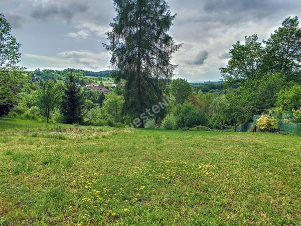 CHAVANOD _ Terrain à bâtir de 1 064 m², avec vue dégagée, à vendre