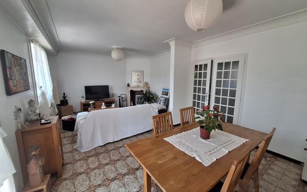 Maison à vendre    6 pièces •  Lons