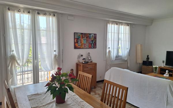 Maison à vendre    6 pièces •  Lons