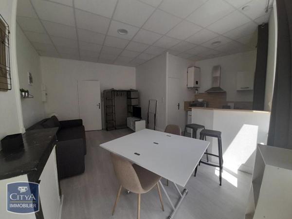 Appartement à louer 1 pièce 24.21m²