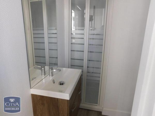 Appartement à louer 1 pièce 24.21m²