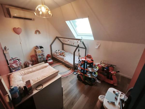 Vente                                                      Maison
                        
                     5 pièces                      103 m2                     à Bornel