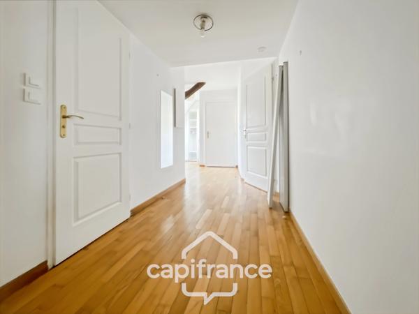 Dijon Hyper centre- rue Cazotte
