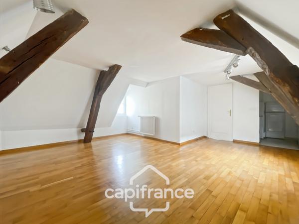 Dijon Hyper centre- rue Cazotte