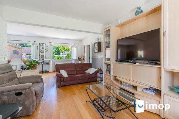 Pavillon  familial lumineux - 4 chambres - grand jardin - RER A Sucy Bonneuil