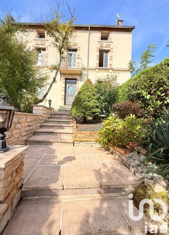 House for sale 5 rooms 200 m² Nogent