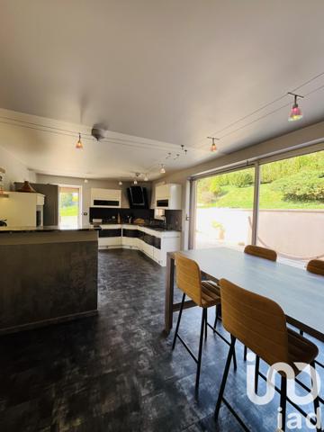 House for sale 5 rooms 200 m² Nogent