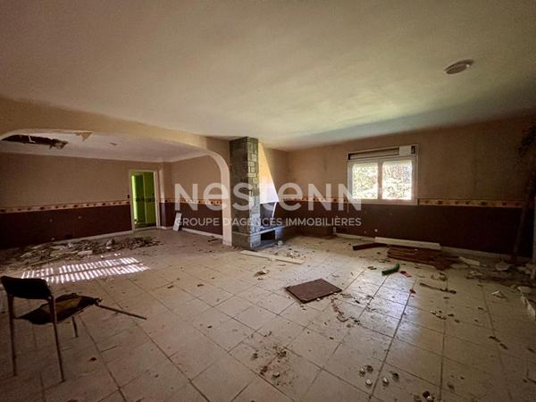 Emplacement exceptionnel ! Maison à rénover au coeur de Vihiers fort potentiel D6032