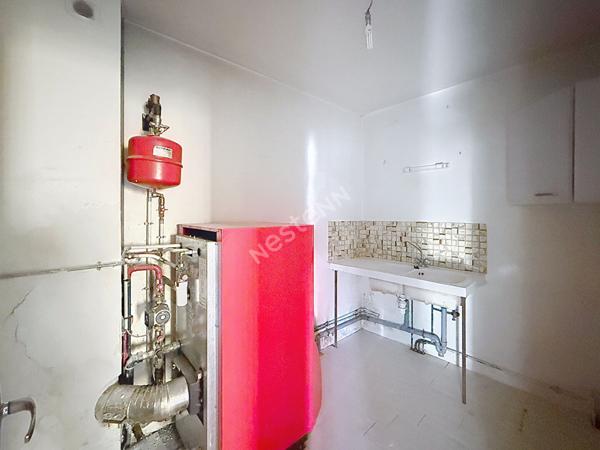 Maison de bourg 96 m² avec petit terrain et garage - Le Mesnil en Vallée
