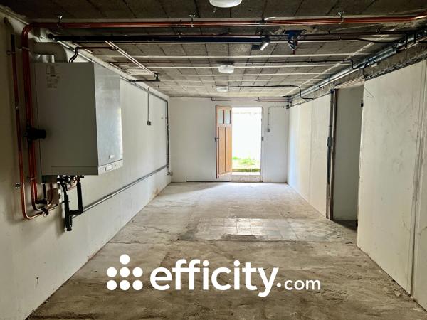 Maison
         6 pièces
        - 90 m² Exclusivité 225 000 € *