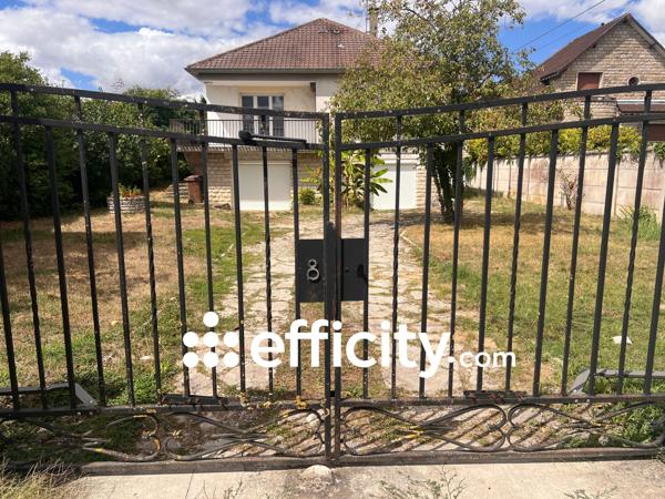 Maison
         6 pièces
        - 90 m² Exclusivité 225 000 € *