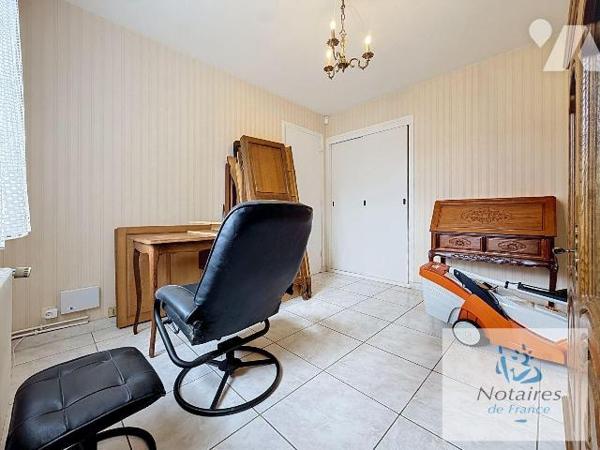 A VENDRE - HAZEBROUCK - Maison 3 Chambres - 90m² - Jardin

Charmante maison à vendre sur la c...