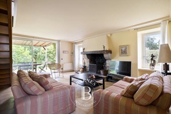 Urrugne, Maison  750 m² à vendre