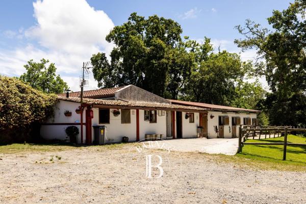 Urrugne, Maison  750 m² à vendre