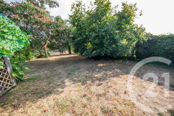 Maison à vendre  4 pièces - 93,96 m 2   ST MEDARD EN JALLES  - 33