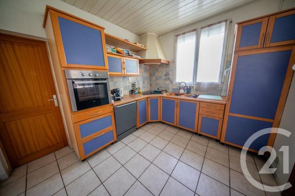 Maison à vendre  4 pièces - 93,96 m 2   ST MEDARD EN JALLES  - 33