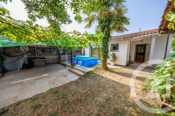 Maison à vendre  4 pièces - 93,96 m 2   ST MEDARD EN JALLES  - 33