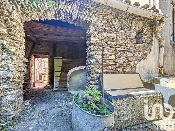 Maison à vendre 15 pièces 775 m² Saint-Pons-de-Thomières