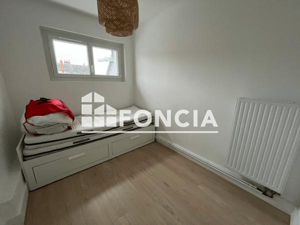 Location Appartement meublé 2 pièces 35.54 m² - 6 RUE ROGER SALENGRO Tours 37000
