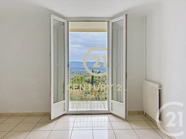 Appartement F3 à vendre  3 pièces - 56 m 2   GRASSE  - 06