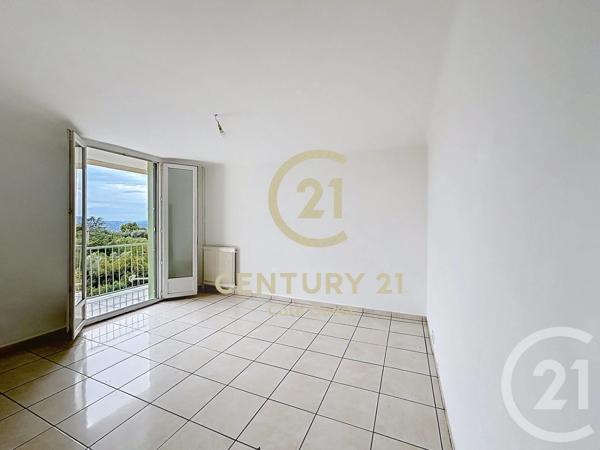 Appartement F3 à vendre  3 pièces - 56 m 2   GRASSE  - 06