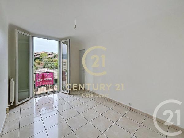 Appartement F3 à vendre  3 pièces - 56 m 2   GRASSE  - 06