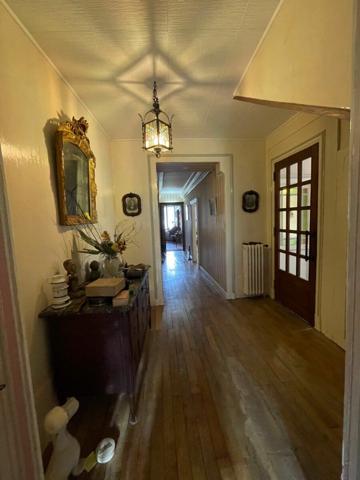 Maison à vendre    7 pièces • 270 m2 Salins-les-Bains