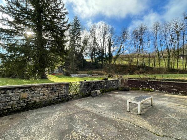 Maison à vendre    7 pièces • 270 m2 Salins-les-Bains