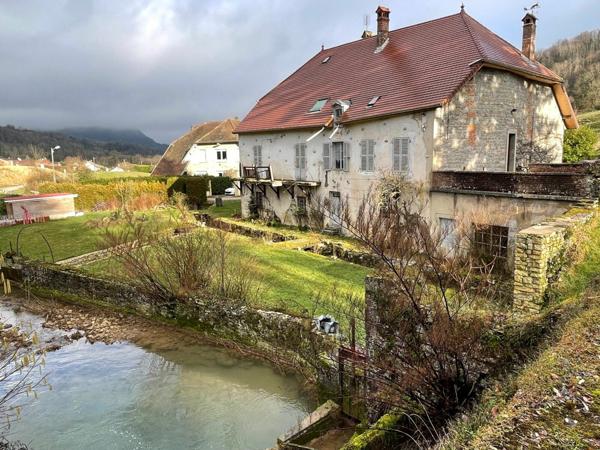 Maison à vendre    7 pièces • 270 m2 Salins-les-Bains