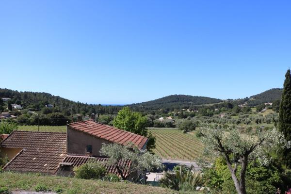 Vente / Maison T4 à Saint-Cyr-sur-Mer (83270)