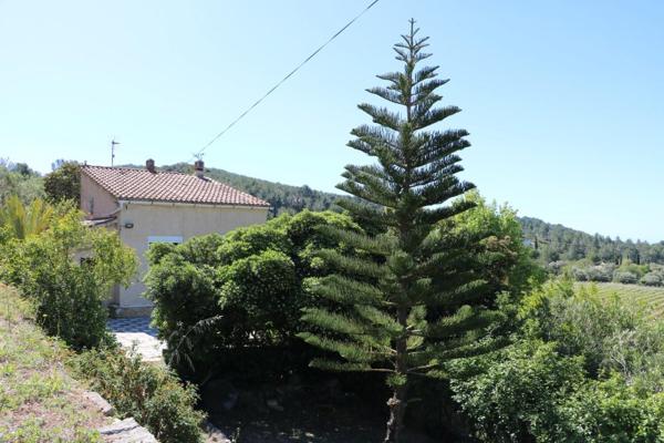 Vente / Maison T4 à Saint-Cyr-sur-Mer (83270)