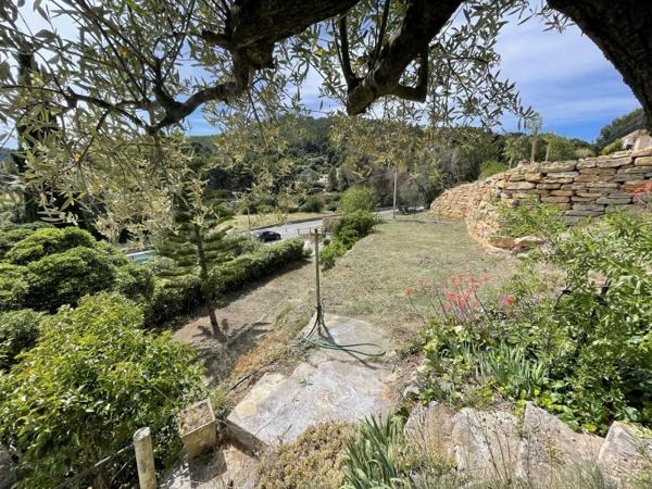 Vente / Maison T4 à Saint-Cyr-sur-Mer (83270)