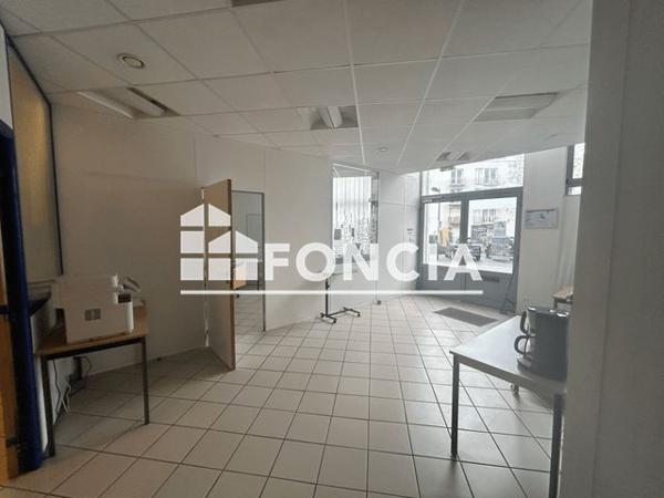Location Local commercial 6 pièces 116.66 m² - RESIDENCE LES VOUTES Laon 02000