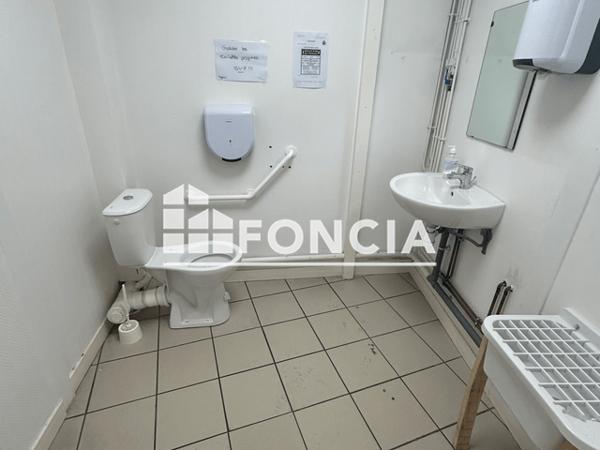 Location Local commercial 6 pièces 116.66 m² - RESIDENCE LES VOUTES Laon 02000