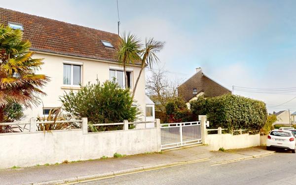 Maison à vendre    5 pièces •  Querqueville