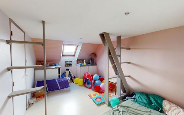 Maison à vendre    5 pièces •  Querqueville