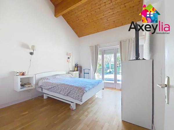 Renaison (42370) A VENDRE-RENAISON - MAISON 5 CHAMBRES AVEC PISCINE