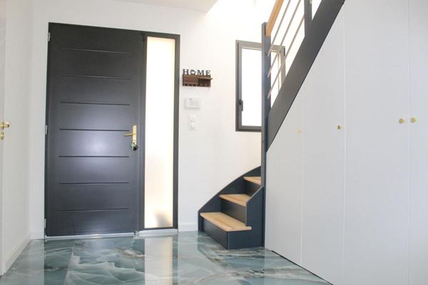 Exclusivité !! Côtes d'Armor 22440 Ploufragan. Villa d'exception, 5 chambres dont 1 suite parentale au Rdc. Terrasse surélevée, Garage