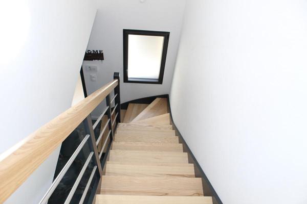 Exclusivité !! Côtes d'Armor 22440 Ploufragan. Villa d'exception, 5 chambres dont 1 suite parentale au Rdc. Terrasse surélevée, Garage