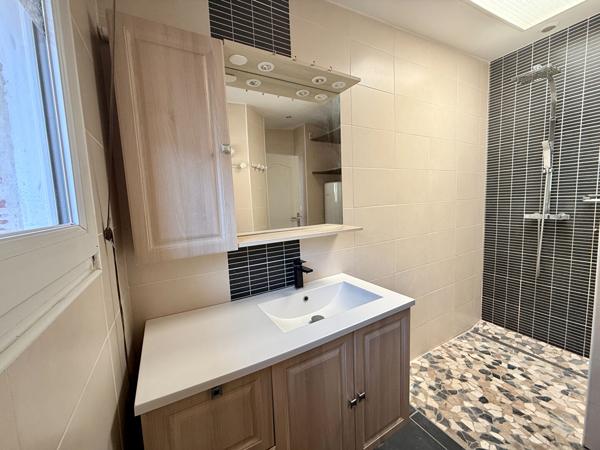 Maison MARCQ EN BAROEUL : 2 Chambres et Jardin