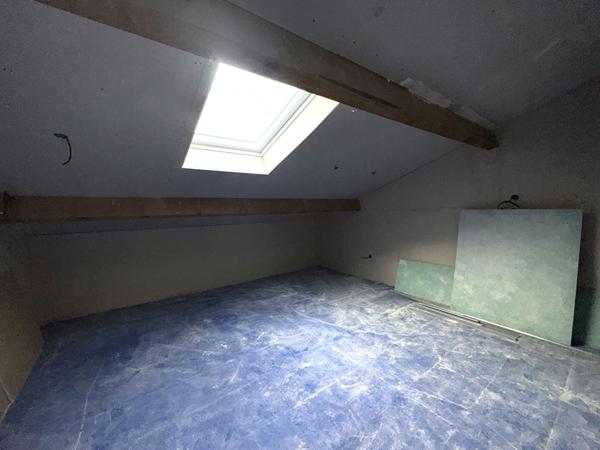 A 2 min de Rochefort - Maison de 158m² avec finir de rénové Garage + Terrain