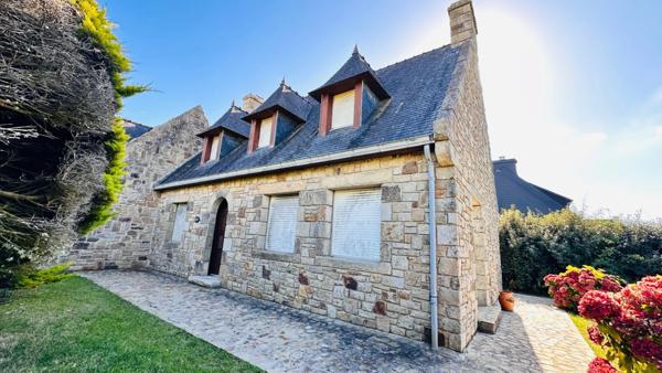 « Goulien – Charmante maison en pierre à deux pas de la plage »